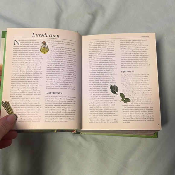 Super Cookery low fat & salads recipe book - Picture 5 of 16